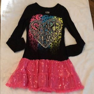 Girls black and pink shirt